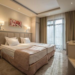 Double or Twin Room Balcony